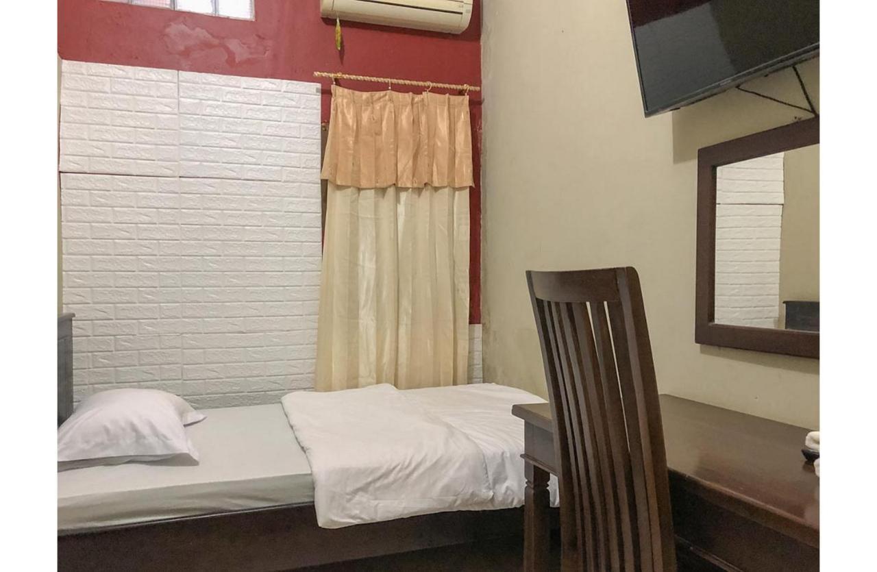 Sinar Hotel Enrekang Εξωτερικό φωτογραφία