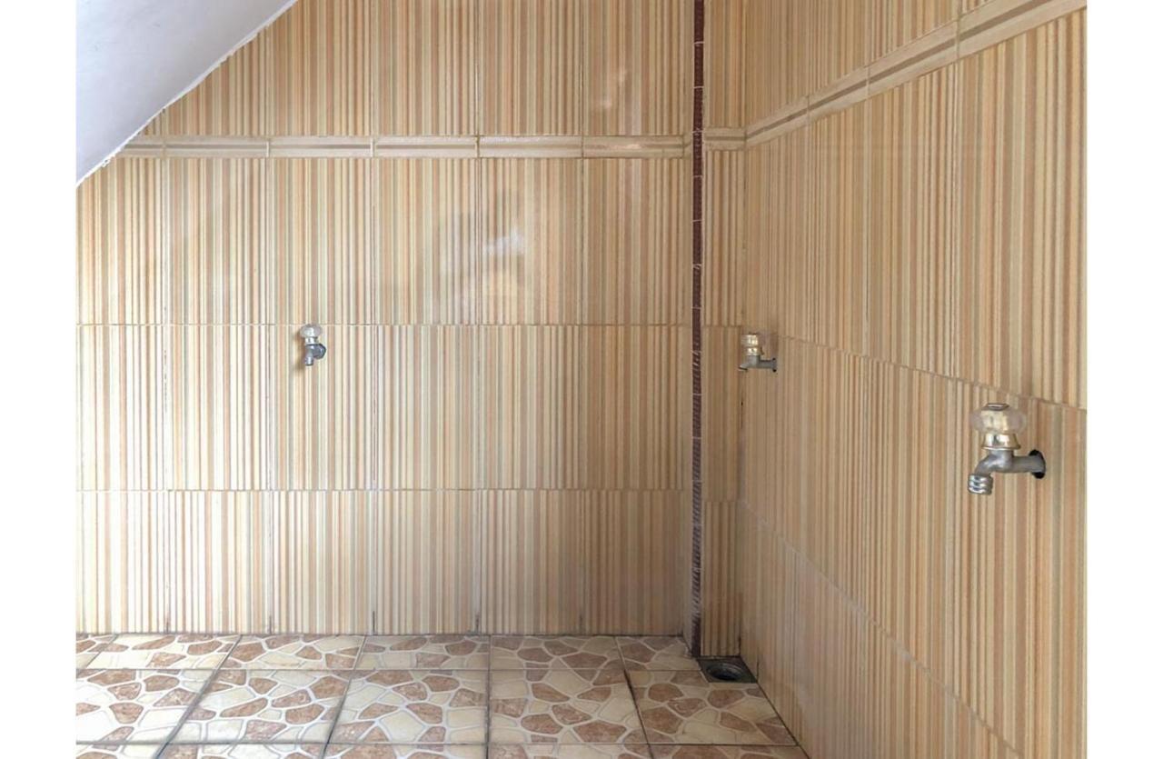 Sinar Hotel Enrekang Εξωτερικό φωτογραφία